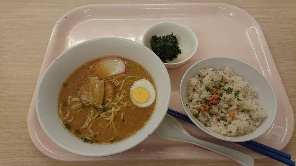 8号館地下1階 伝説の三丁目食堂