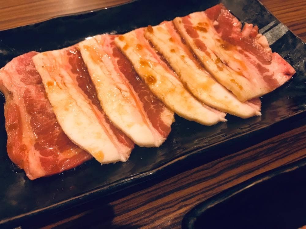 炭火焼肉 牛宴