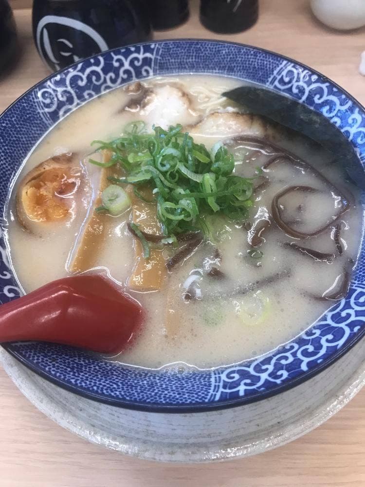 博多とんこつラーメン 鶴亀堂 三郷店