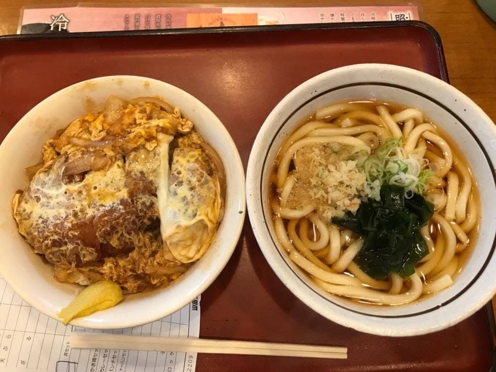 山田うどん 下新井店