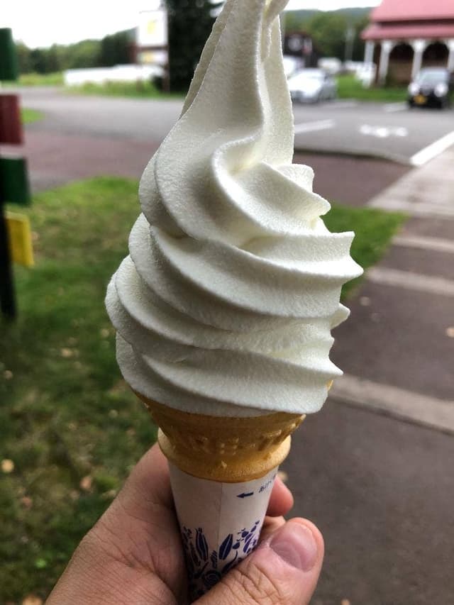 ニセコ髙橋牧場 ミルク工房 - サブ画像3