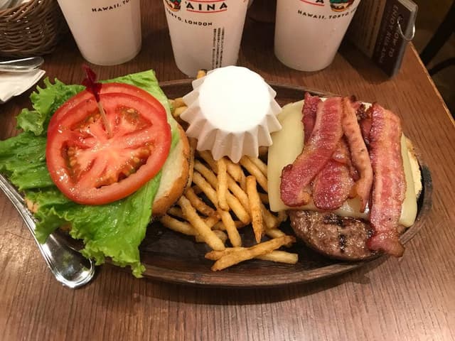 KUA`AINA 二子玉川店 - サブ画像2