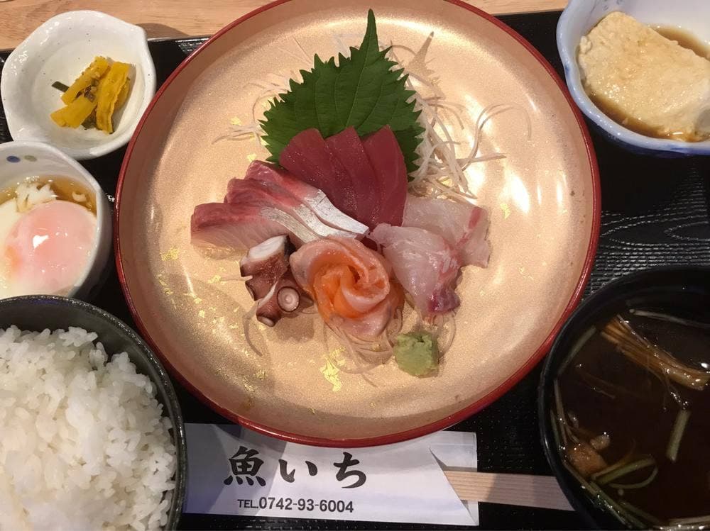 鮨&日本酒bar 魚いち