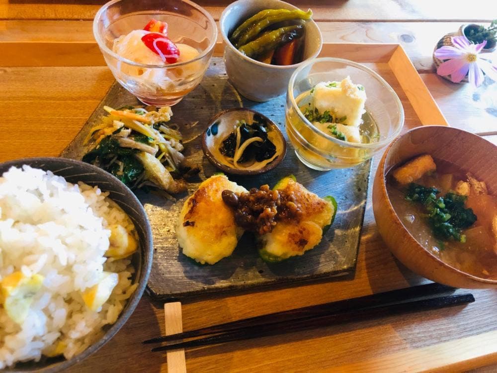 高尾食堂 あめとつち
