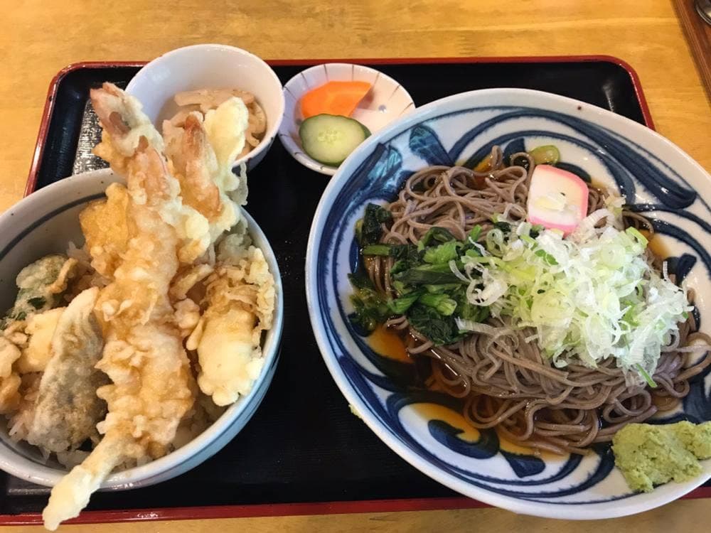 お食事処くつろぎ
