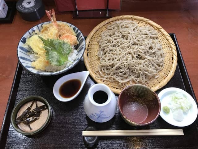 味彩そば 菊音 - サブ画像2