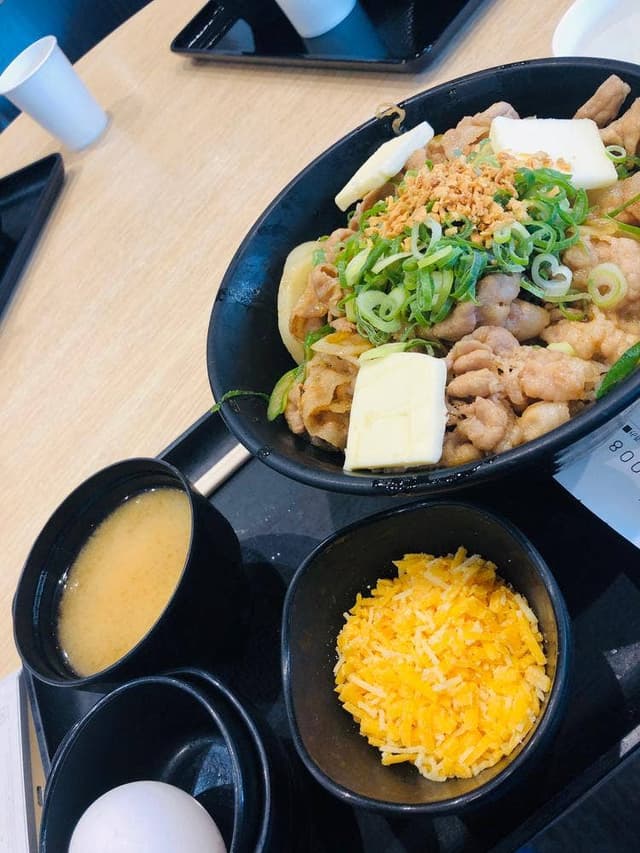 伝説のすた丼屋 アリオ橋本店 - サブ画像1