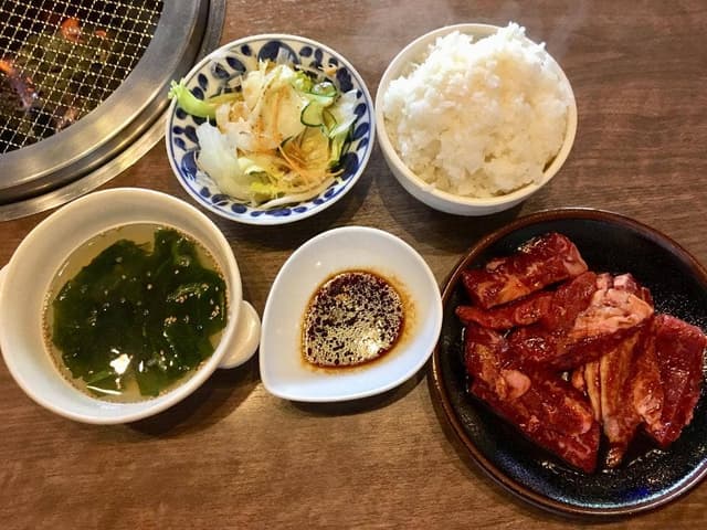 焼肉工房いやしん坊 - サブ画像1