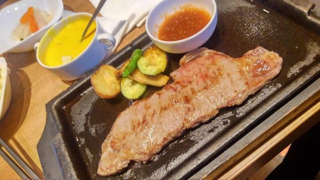 リトルモンスター ～ステーキ＆ローストビーフ～ - サブ画像1