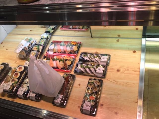 スシマス 十三店 - サブ画像2
