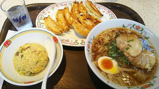 餃子の王将 川崎駅東口店 - サブ画像1