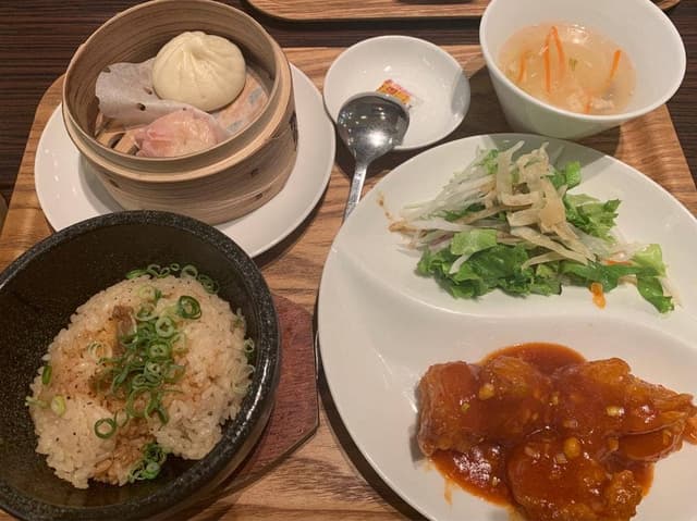 上海常 伊丹昆陽店 - サブ画像2