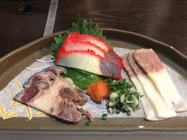鯨料理とんぼ - サブ画像1