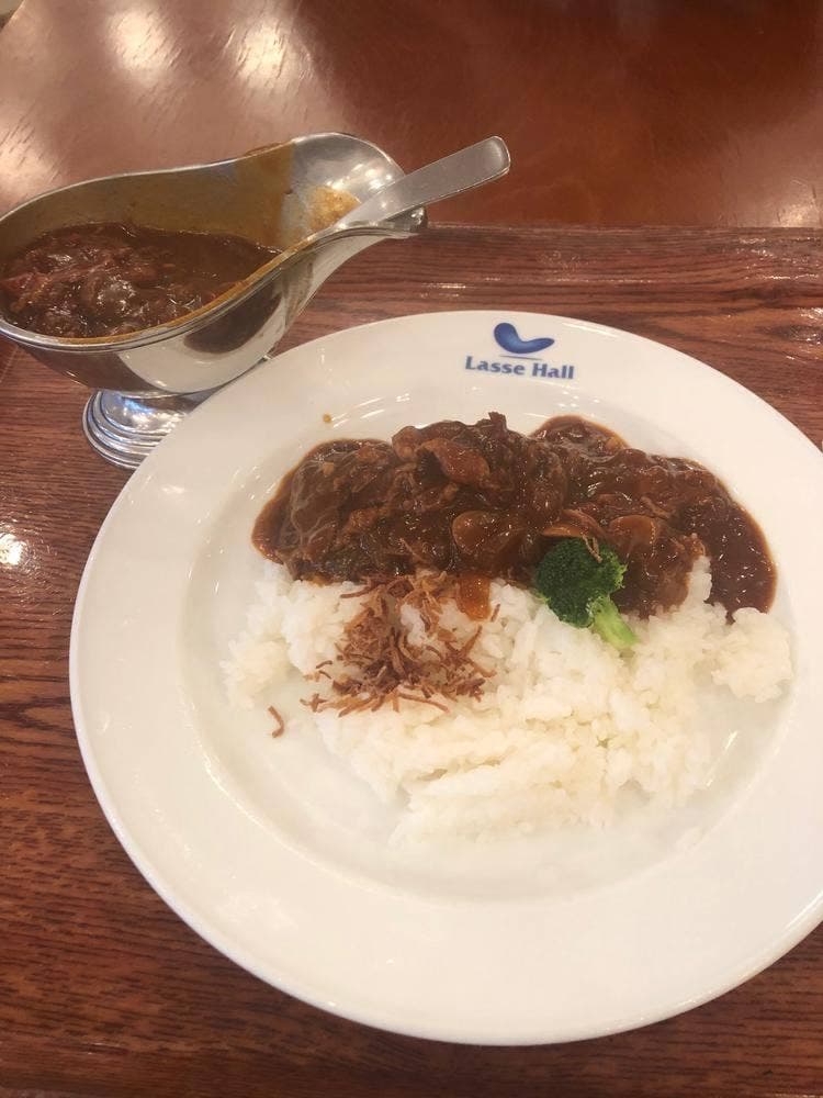 ラッセホール