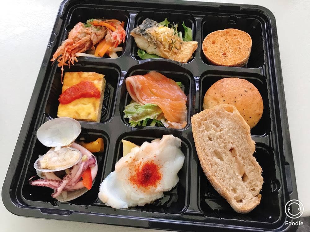 ビストロ アルモニ ヴァンヴィーノ