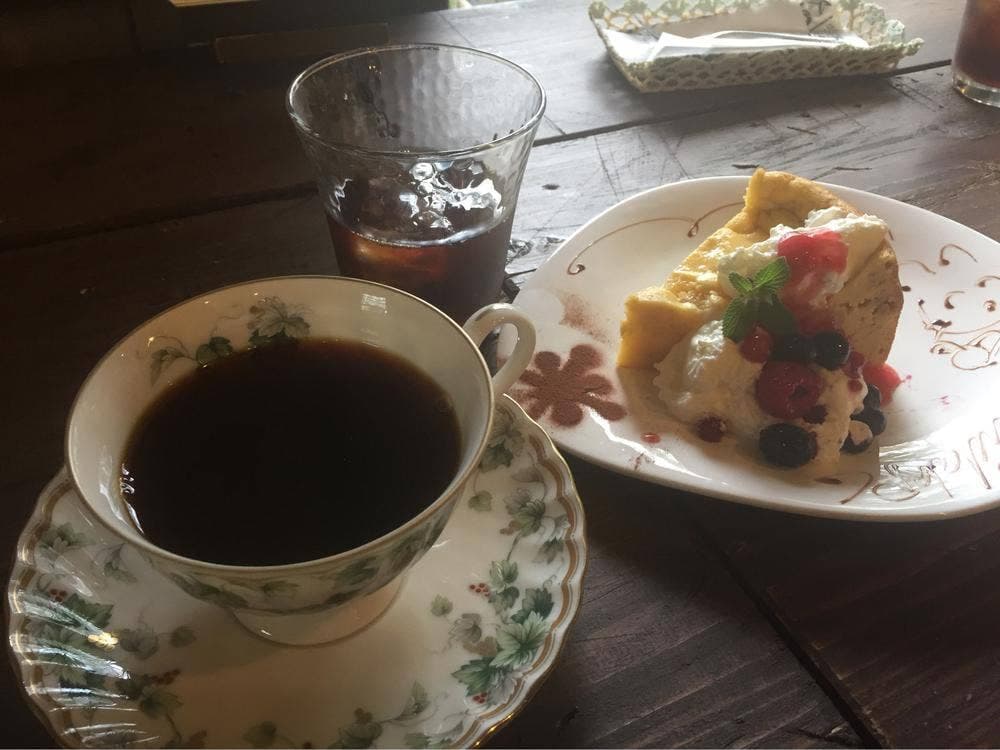 カフェ ガーデン グランディス