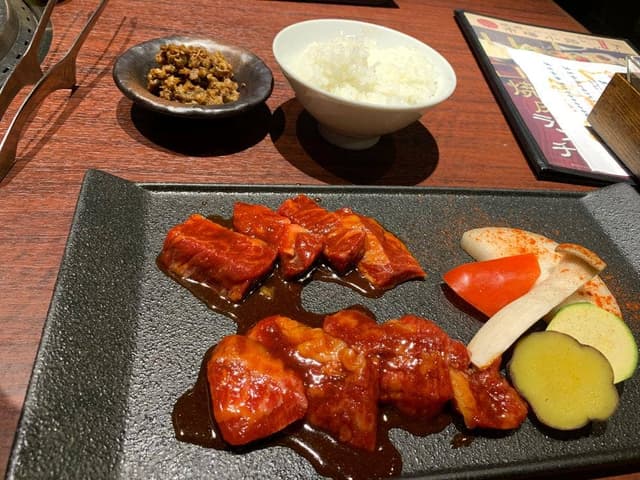 焼肉とビール 市場小路 烏丸店 - サブ画像3