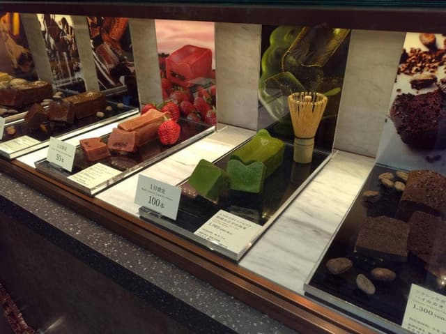 大人のガトーショコラ専門店 マジョリ 博多店 - サブ画像3
