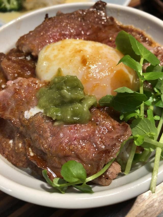 駅前ワインビストロわたなべ精肉店 - サブ画像3