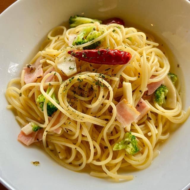 ヤングキャッスル - サブ画像1