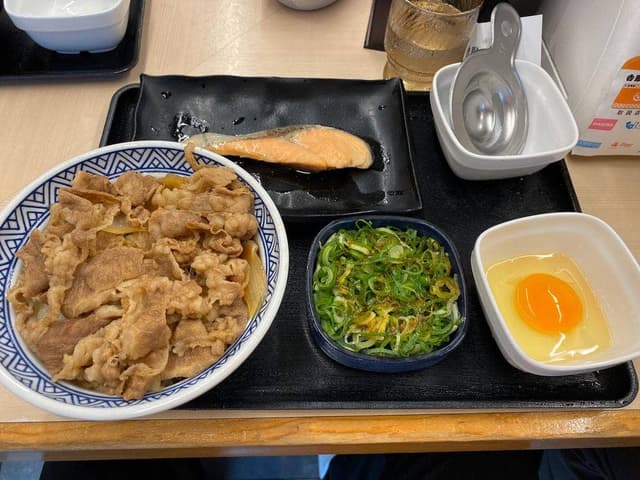 吉野家 西新宿8丁目店 - サブ画像1