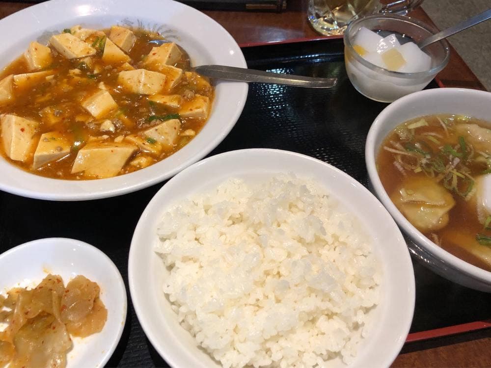 莉佳飯店