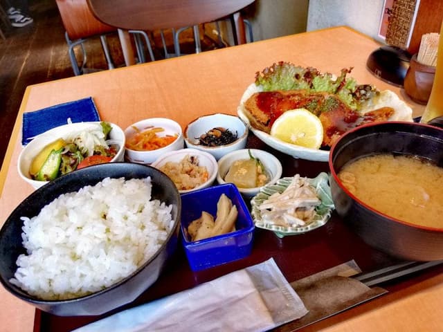 隠れ家食堂 一歩 - サブ画像1