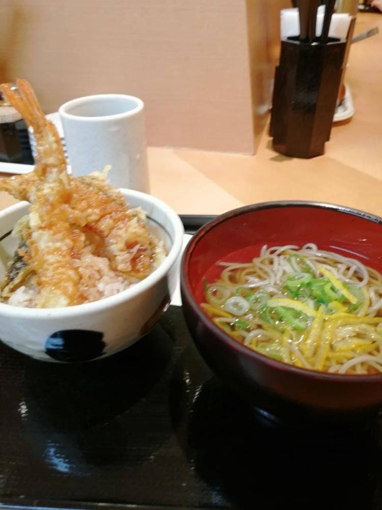 丼丼亭 千里せんちゅうぱる店