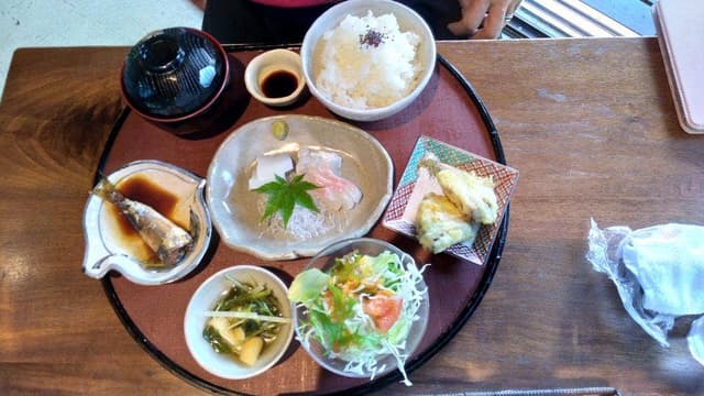 お城の下で - サブ画像2