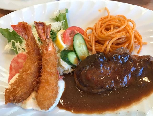 グリル山 - サブ画像1