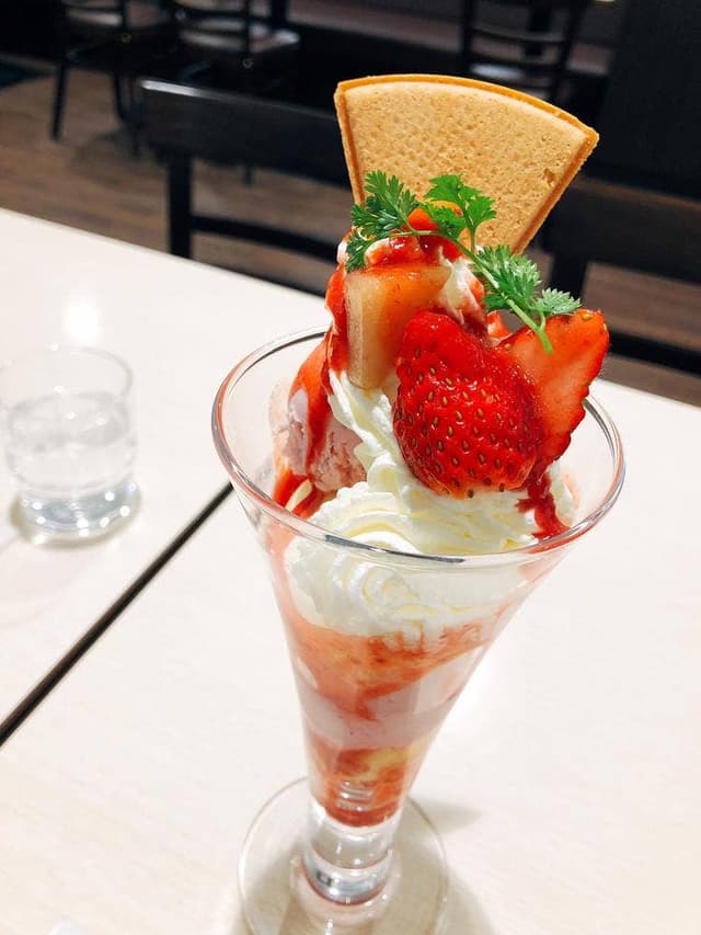 雪印パーラーテレビ塔店 - サブ画像1