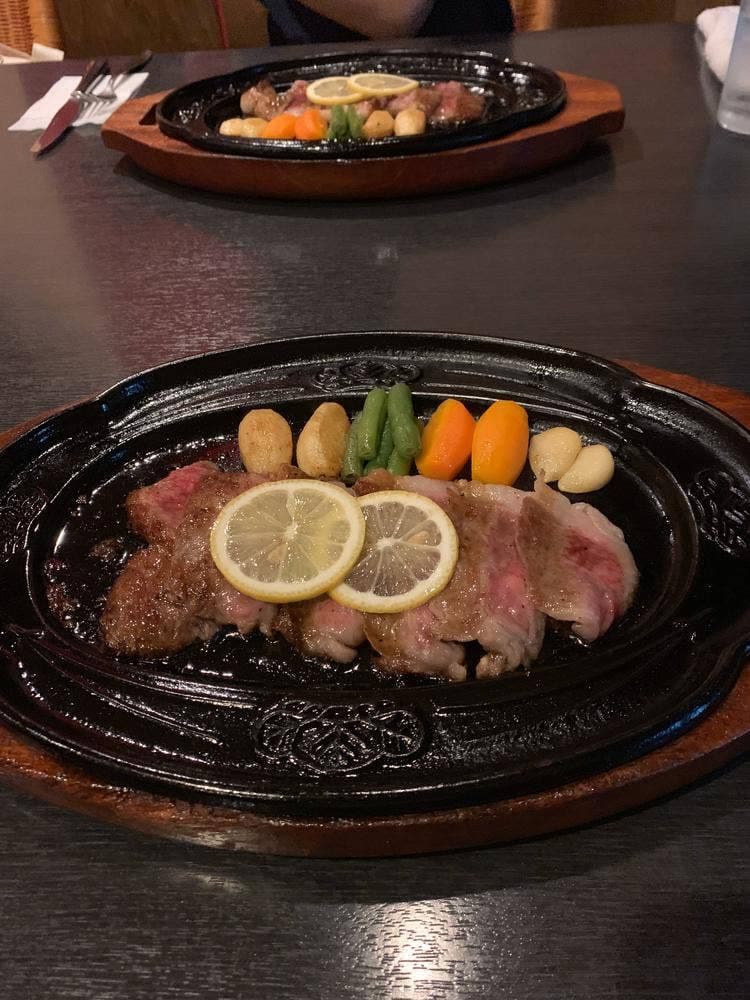 ステーキハウス らんぷ