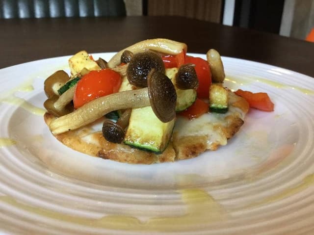 カリフラワーピザ専門店 オリーブ - サブ画像1