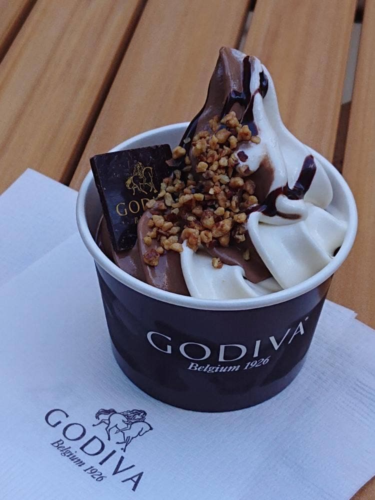 ゴディバ ジャズドリーム長島店