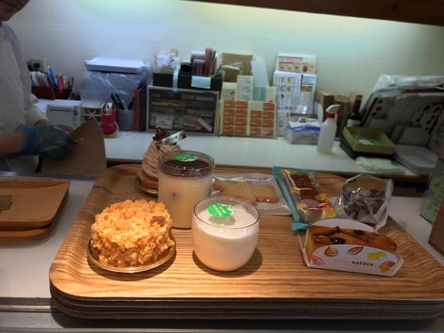 パティスリー ナトゥーラ上本町店 - サブ画像1