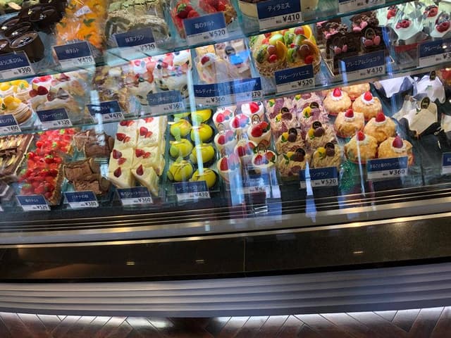 ケーキハウスショウタニ 西難波店 庄谷倶楽部 - サブ画像1