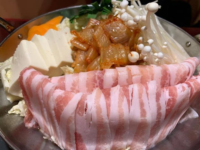 博多野菜巻き・博多料理の店 すみれ家 新橋店 - サブ画像1