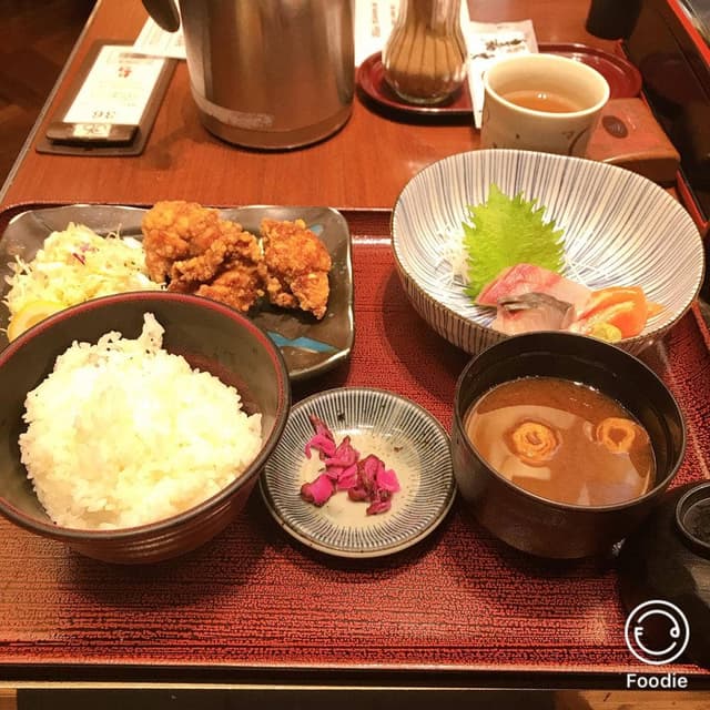 嘉文 ループ金山店 - サブ画像1