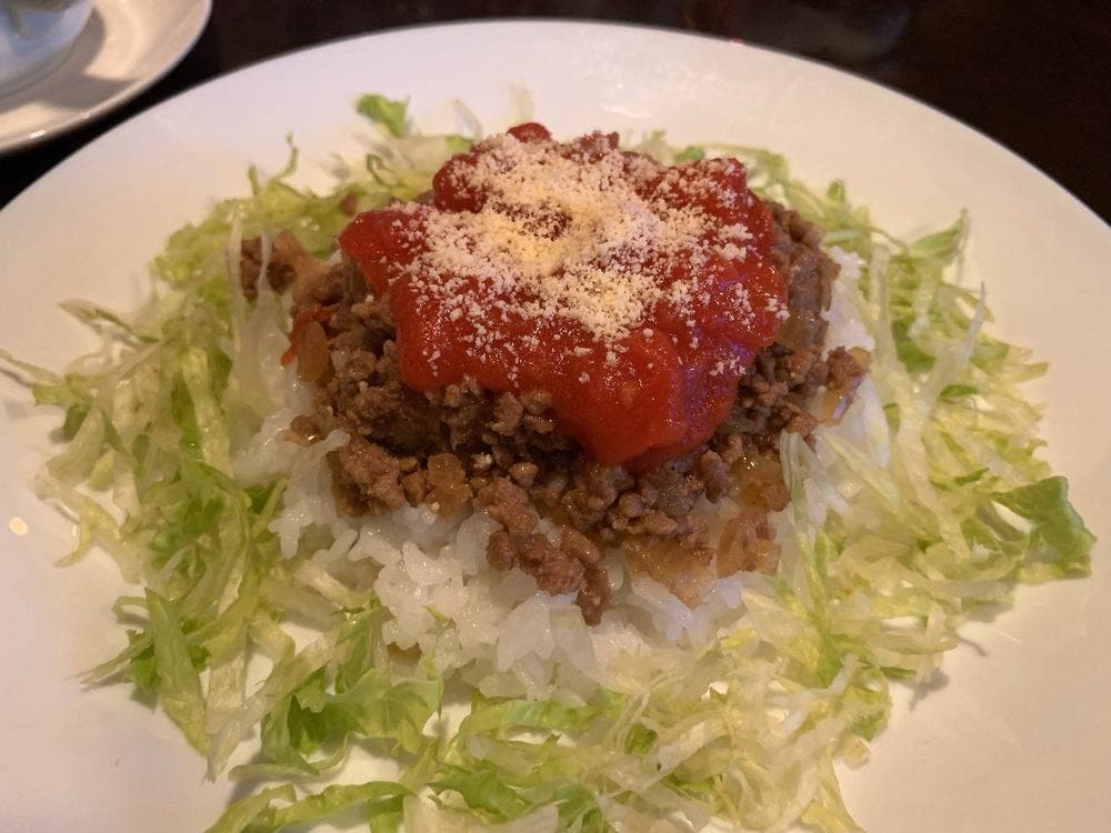 喫茶ヒルナンデス