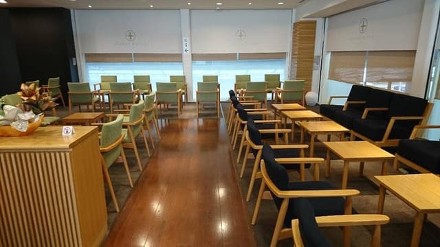 LOUNGE MUSCAT - サブ画像1