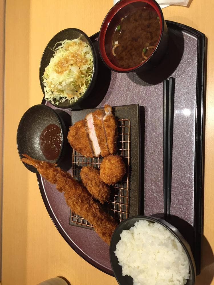 この町の専門店 とんかつ・カツ丼 深井店