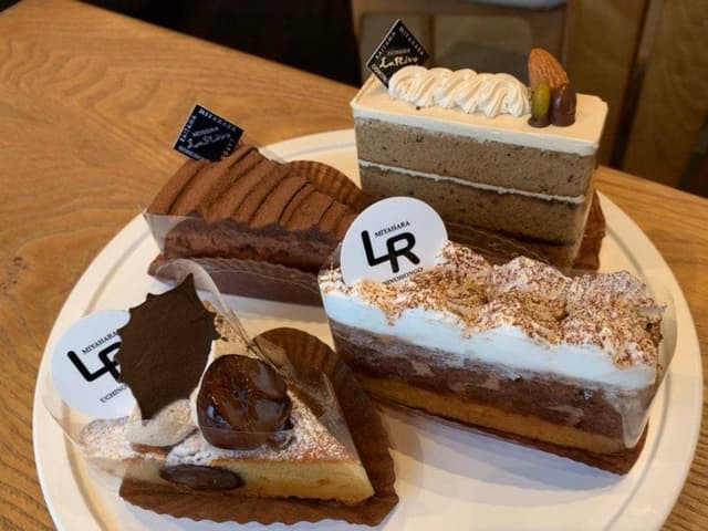 喫茶と美容室 茶の間 - サブ画像3