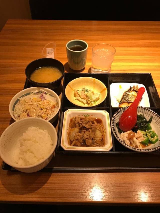 やよい軒 伊勢佐木町店 - サブ画像1