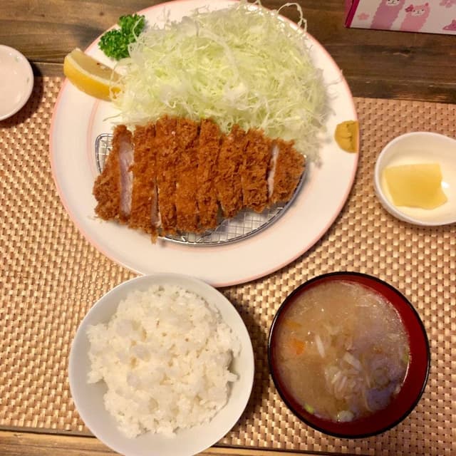 もつ鍋博多っ娘 - サブ画像1