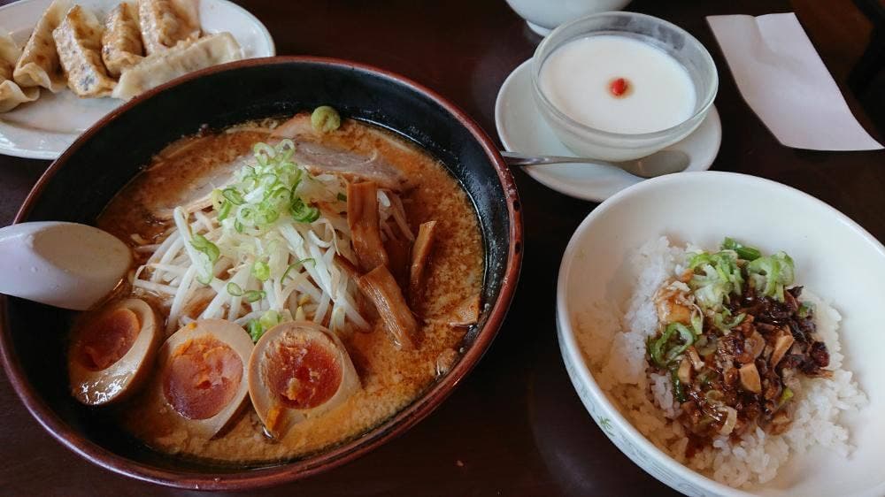 麺赤みそ家 清原店