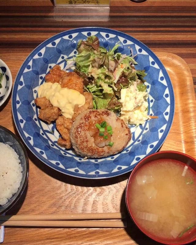 カフェ&バーひまわり - サブ画像1