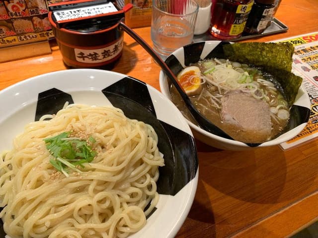 つけめん専門店 おんのじ 榴岡店 - サブ画像3