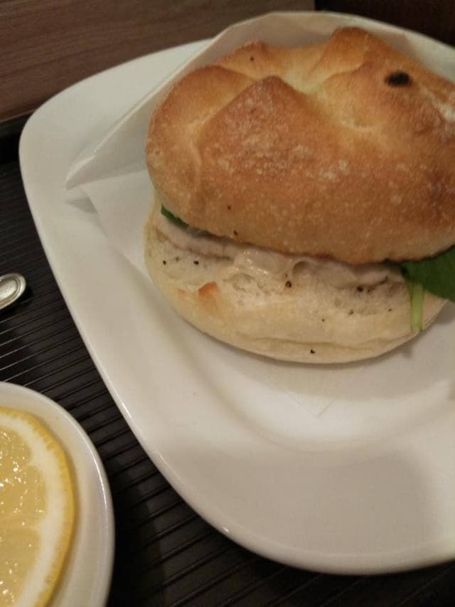 カフェ・ベローチェ 立川フロム中武店 - サブ画像3