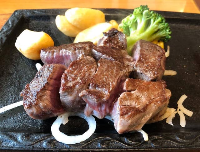 ステーキ宮 伊勢崎店 - サブ画像3