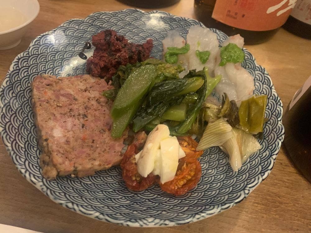 松岡商店 立ち飲みコーナー